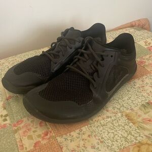 Vivo Barefoot Primus Lite III size 6